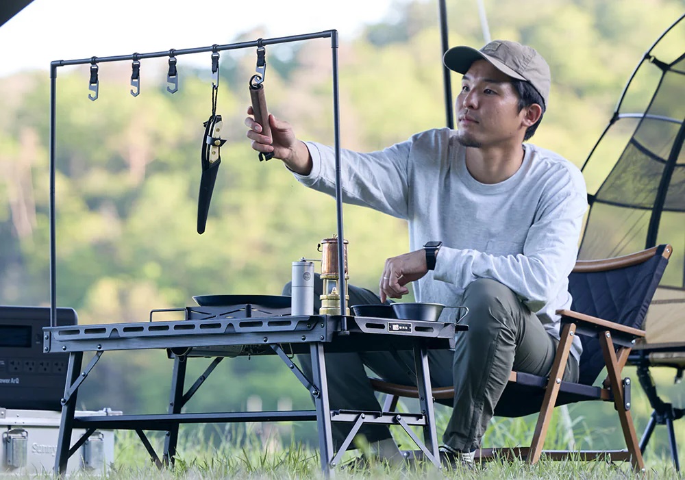 WAQからパネル式アイアンテーブル『MULTI IRON TABLE』が登場！