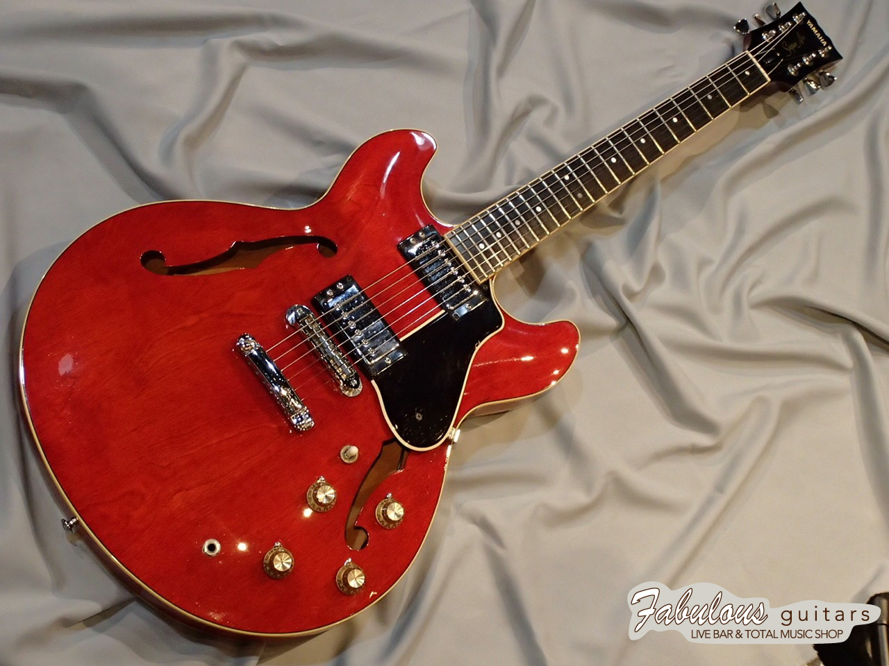 YAMAHA SA-1000 SuperAxe – Fabulous guitars