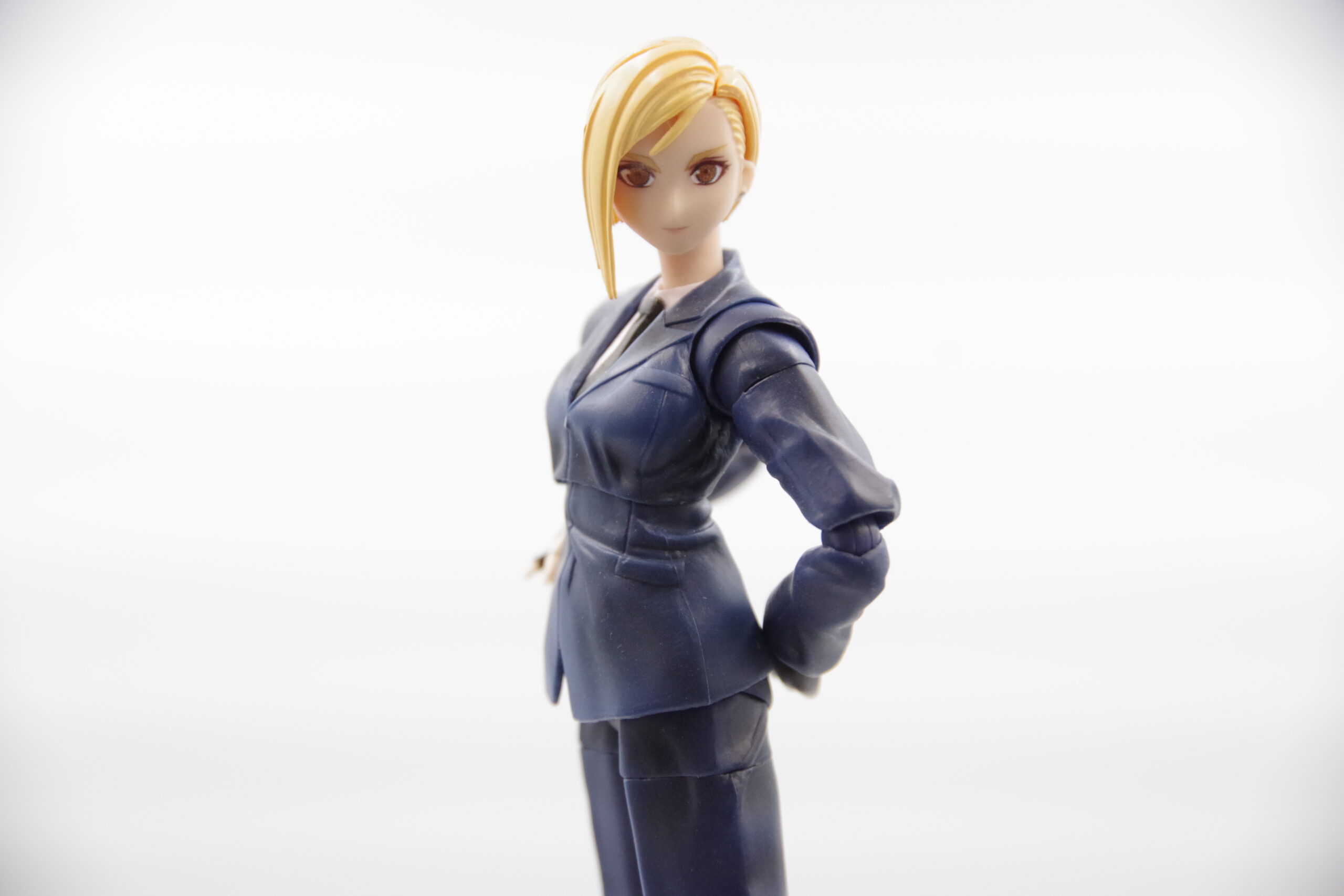 ファイナルファンタジーVII BRING ARTS イリーナ | フィギュアレン