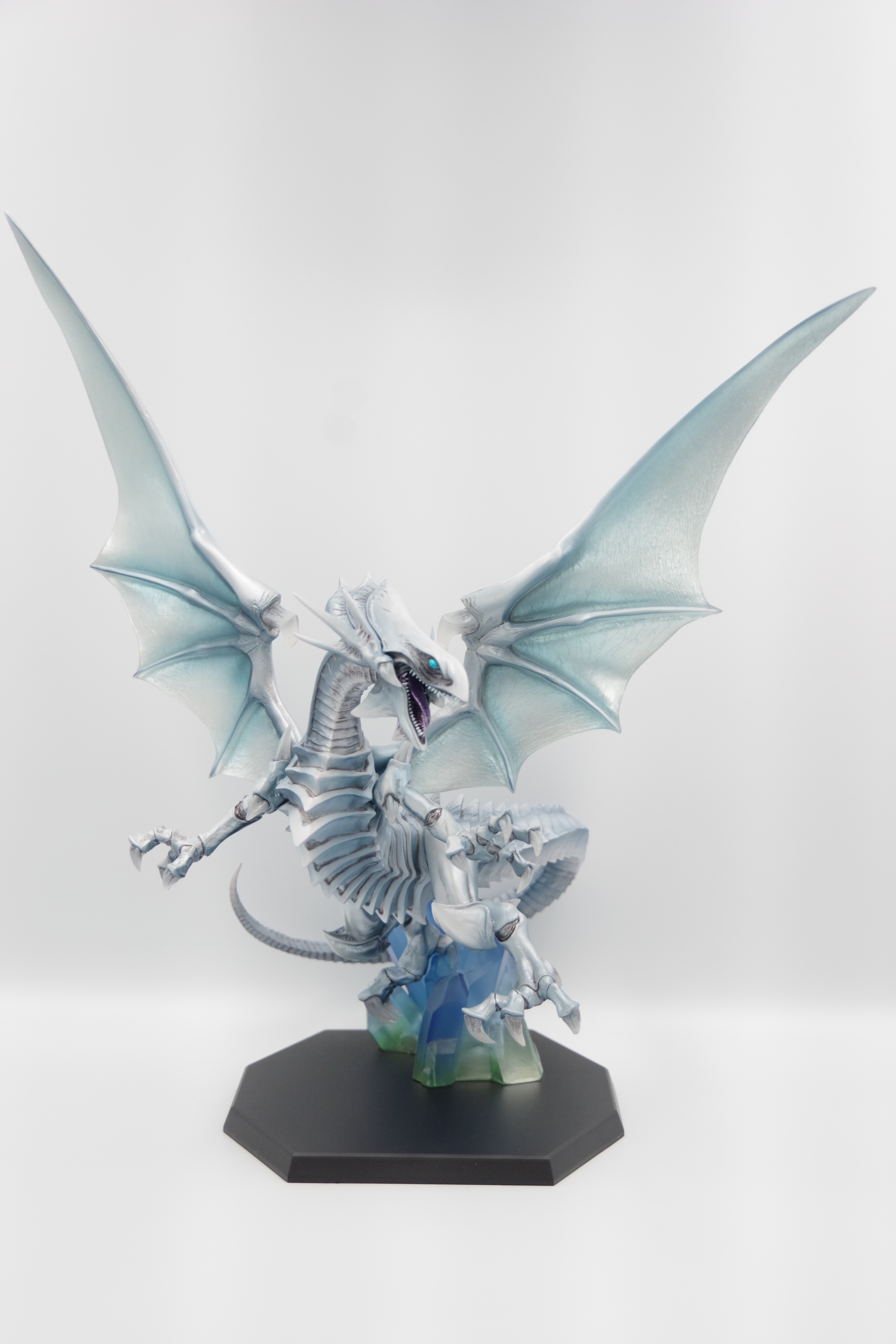 ART WORKS MONSTERS 『遊☆戯☆王デュエルモンスターズ』 青眼の白龍