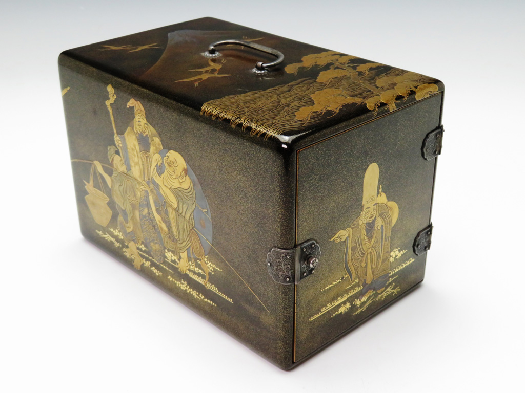 DT731 瓢箪纏蒔絵 四方盆 美品 DT731 瓢箪纏蒔絵 四方盆 美品 木地蒔絵