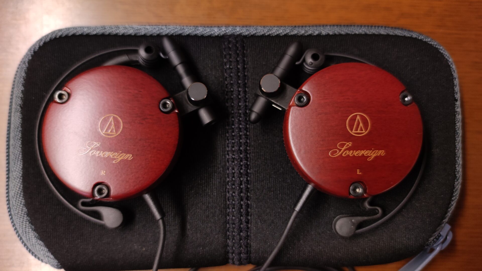 ATH-EW9 ヘッドフォン 耳かけ式ヘッドホン愛用者にとって憧れの逸品