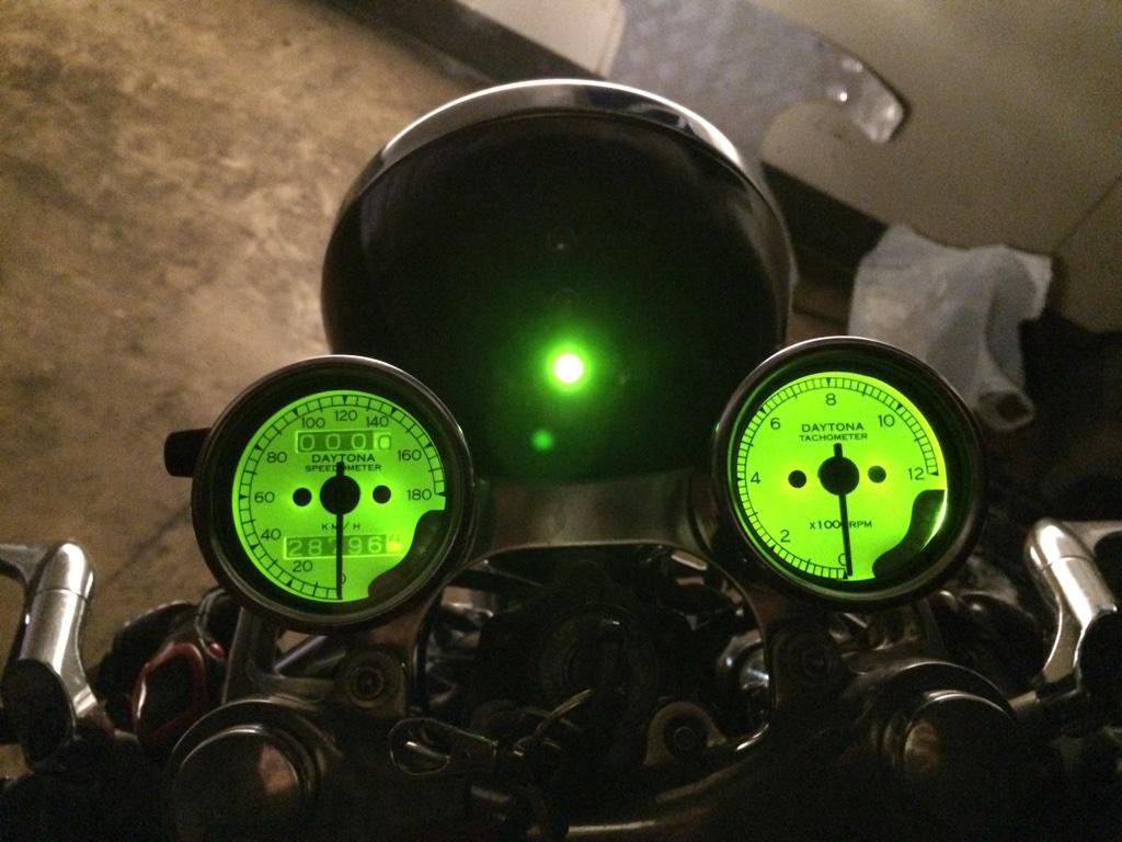 希少】SR400 デイトナ ランプ付きツインメーター タコメーター 希少