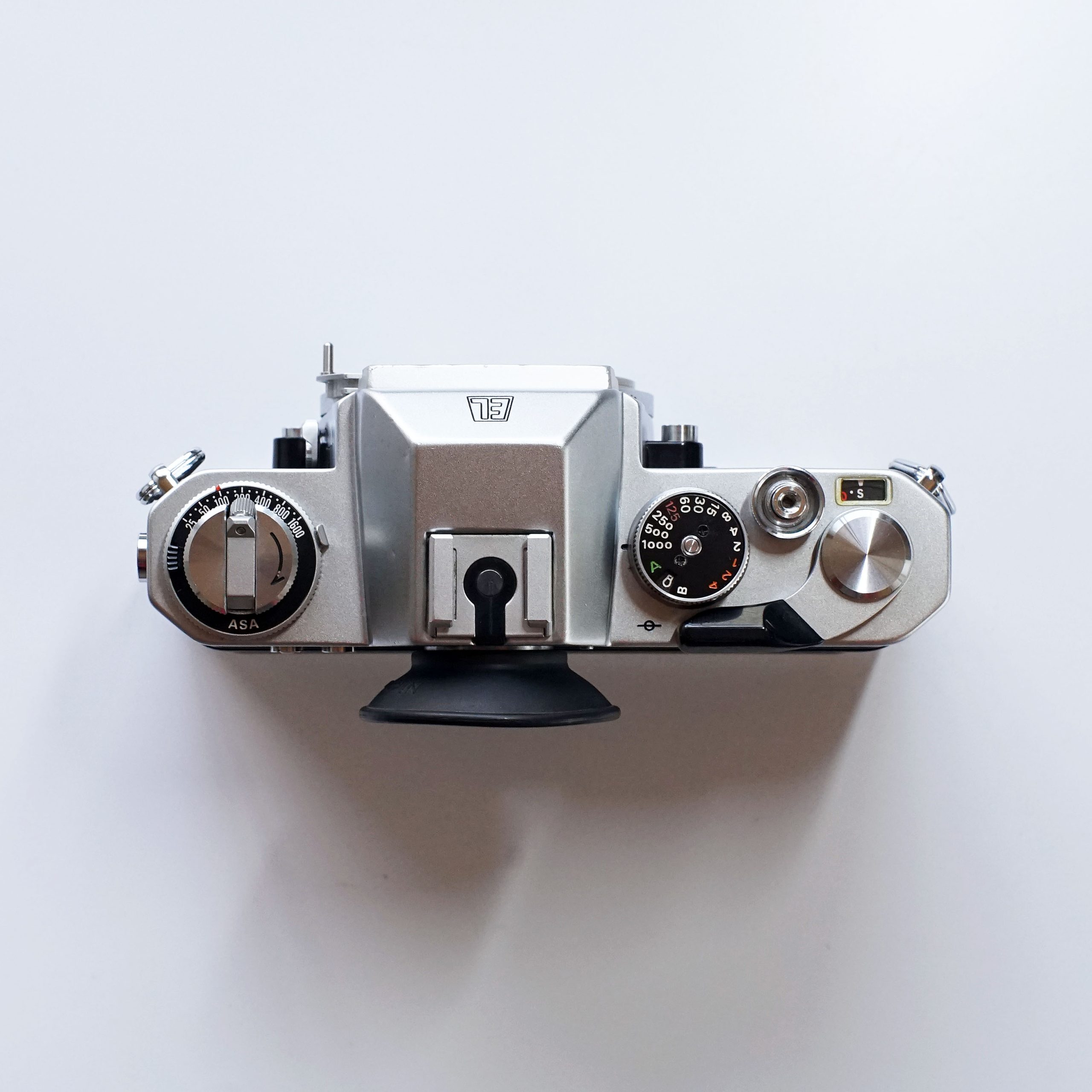 フィルムカメラ ニコン MF 一眼2台 ニコマート・ニコマートEL ジャンク品