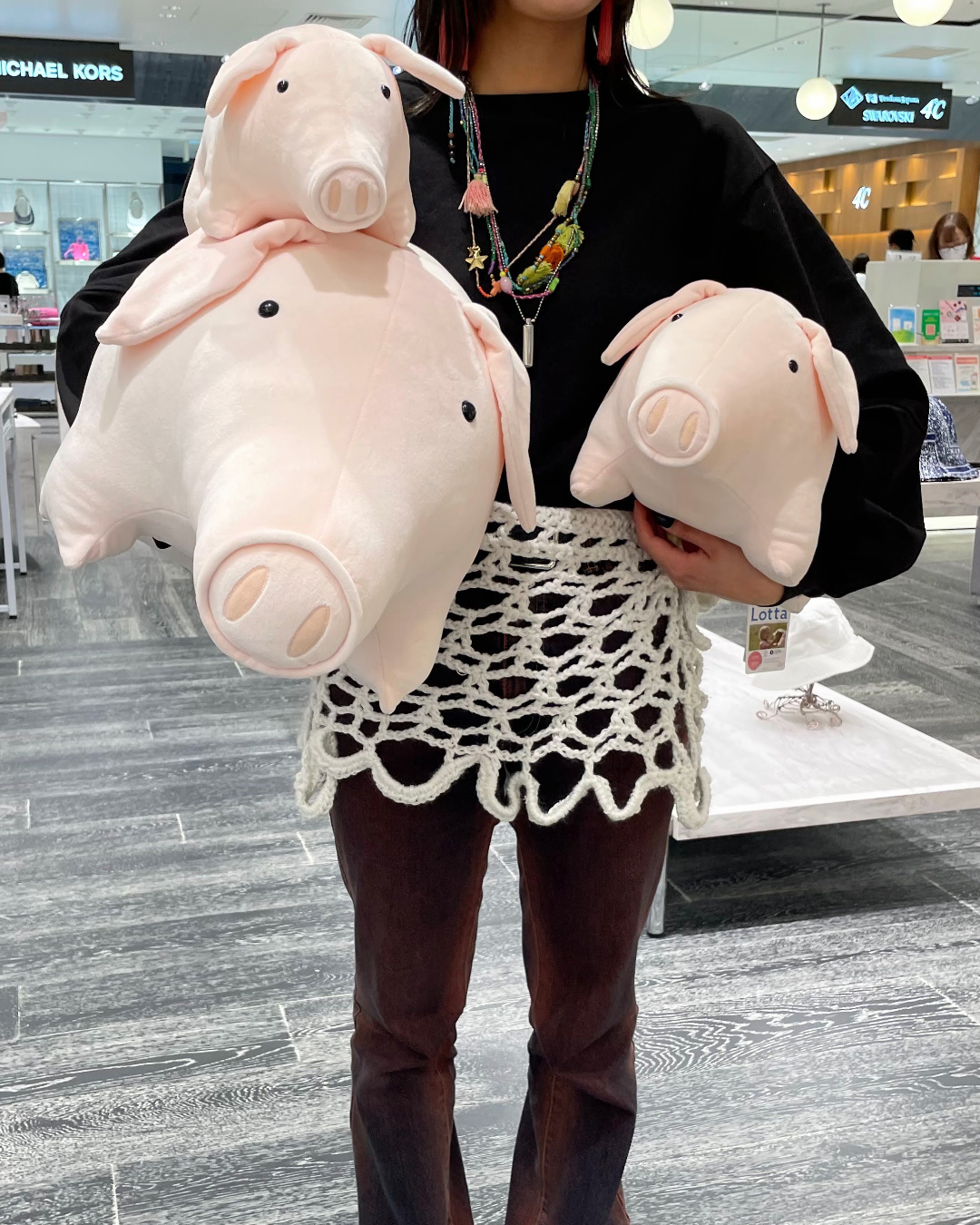 ラムフロムお勧めアートグッズ】あの伝説の”こぶたのぬいぐるみ”が復活