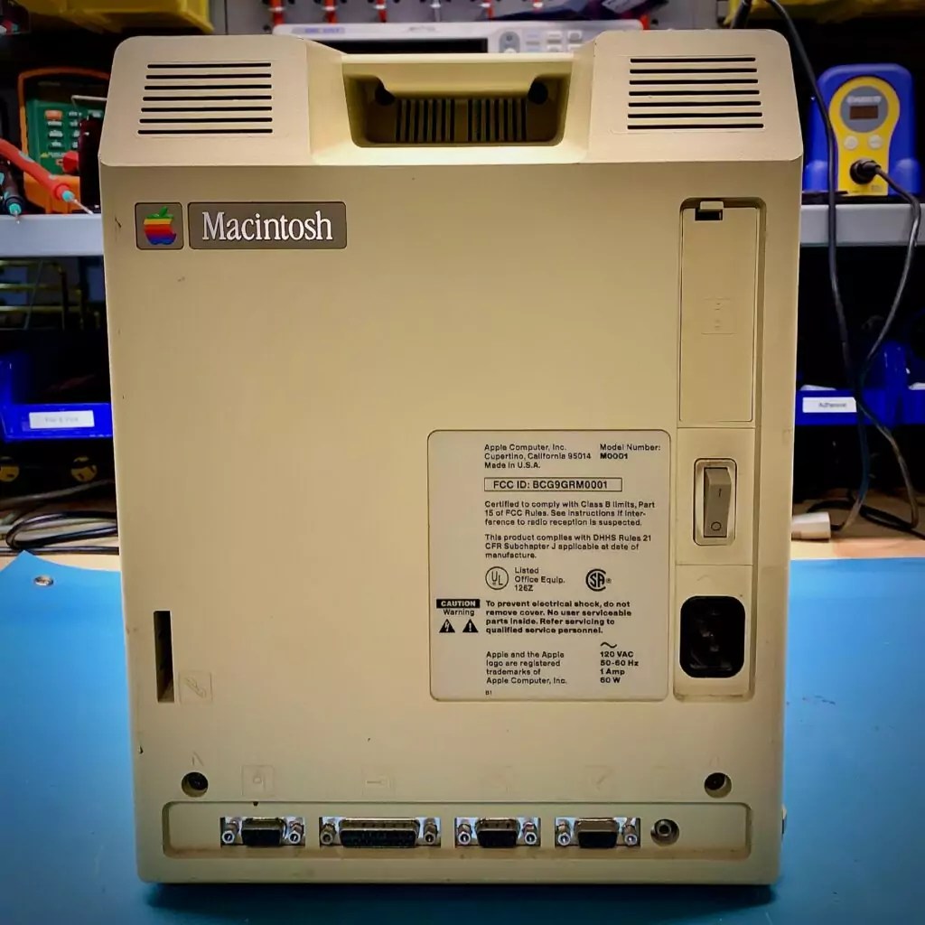 Apple Macintosh (128K) – Retro Viator