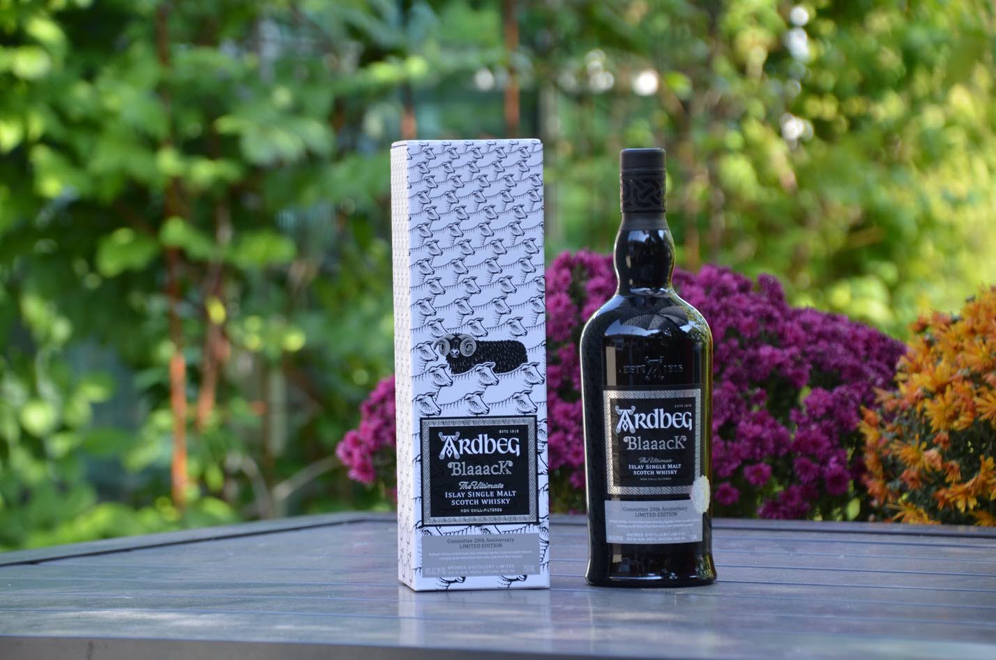 Review: Ardbeg Blaaack · Scotchology