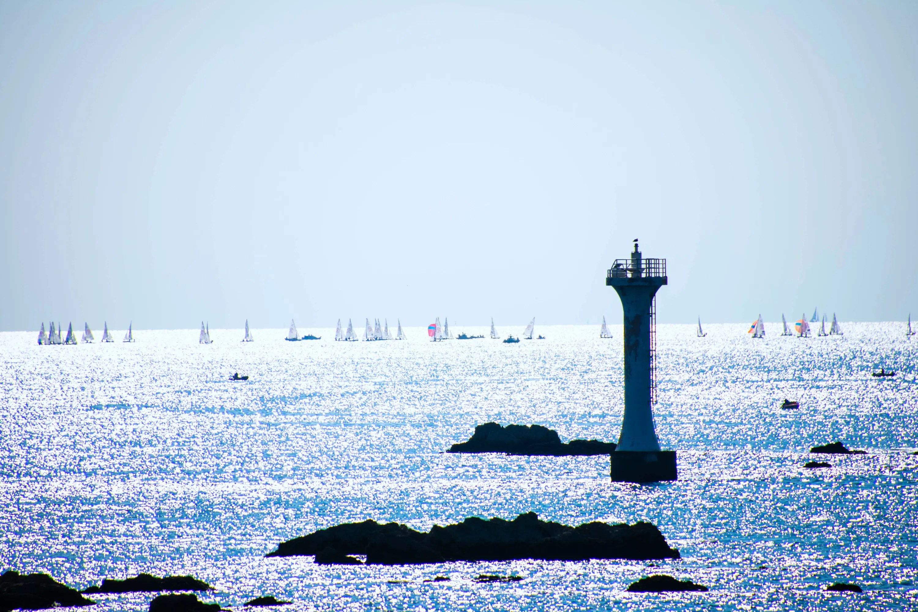 葉山森戸神社前からの富士山曼荼羅図、裕次郎灯台湘南の海 葉山森戸