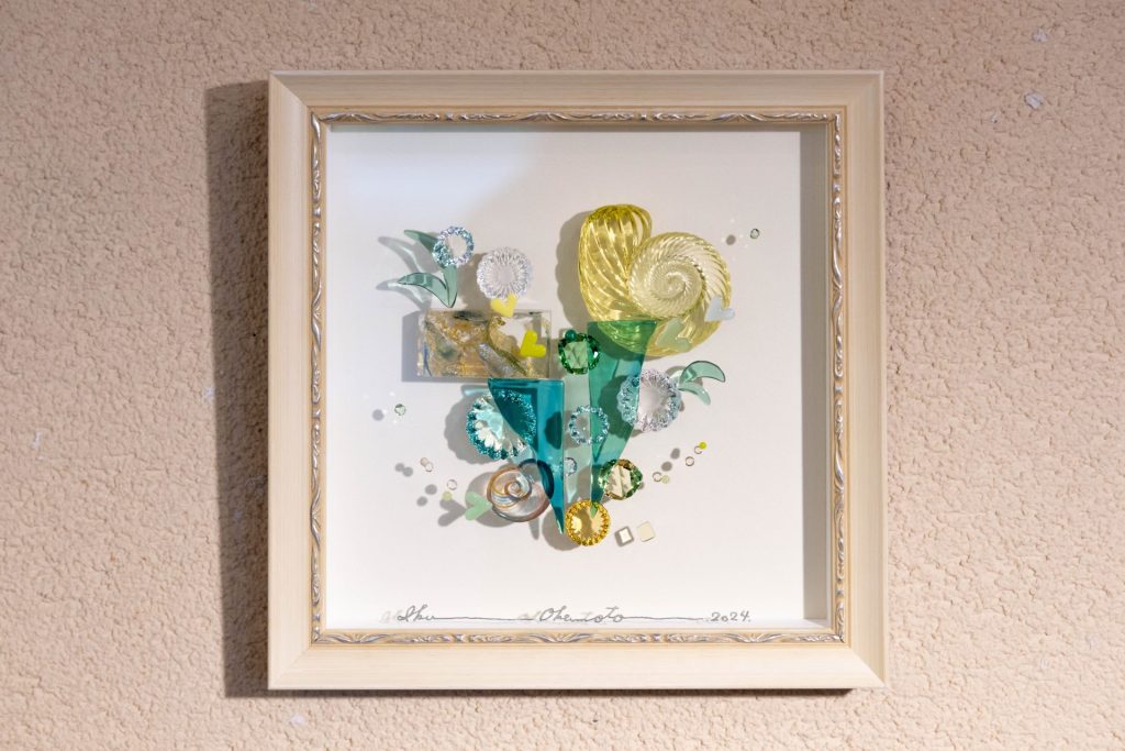 上村由希ガラス工房-Glass Collage 2025-】 | お知らせ | 【公式】海と