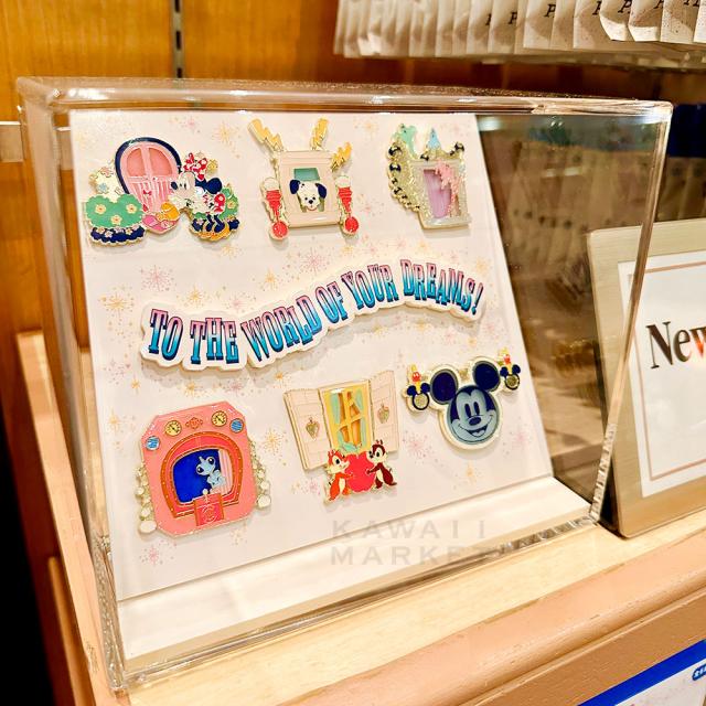 ディズニーストア 25周年 ミッキー＆フレンズ ピンバッジセット