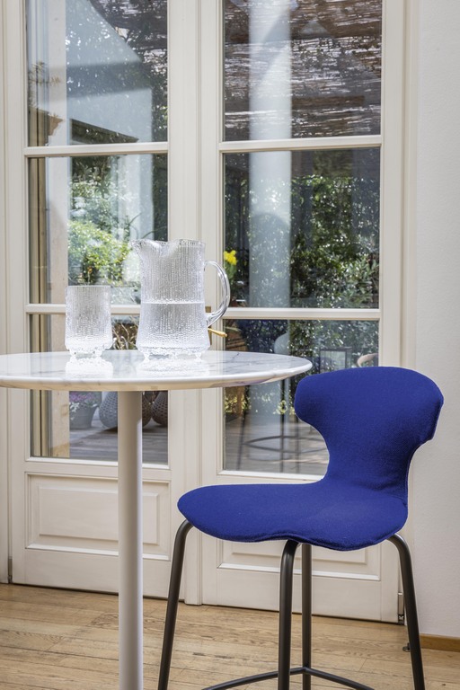 Montera Mas Stool モンテーラマススツール（金属脚） | Products