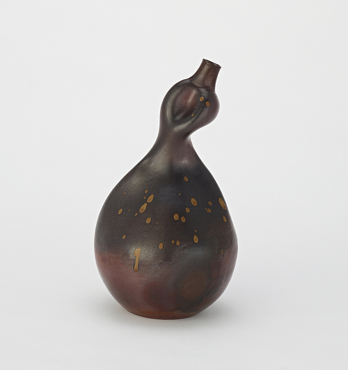 Bizen ware sake bottle in the shape of a wild duck - National