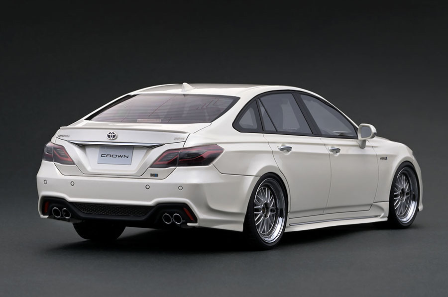 希少】クラウンロイヤル Crown LIMITED EDITION Vintage Car] Super