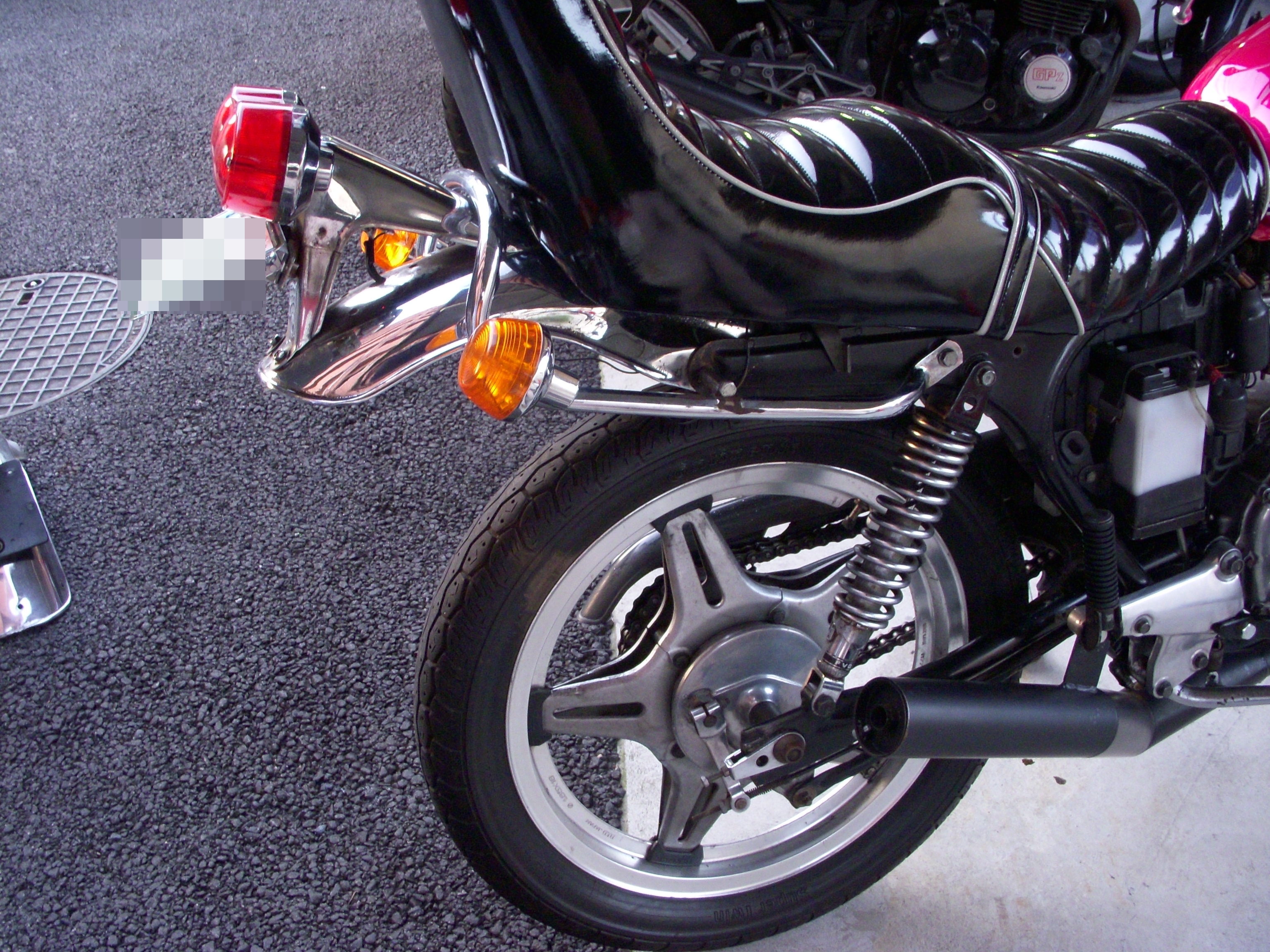 GT380テールガード1灯式用 GT380 テールガード 1灯式 サンパチ 金玉