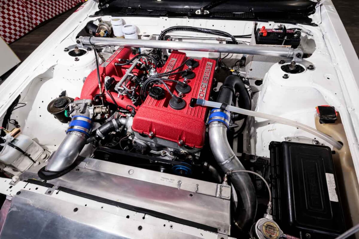 なぜ鉄仮面「スカイライン」が2200万円オーバー!? 鈴木亜久里／和田