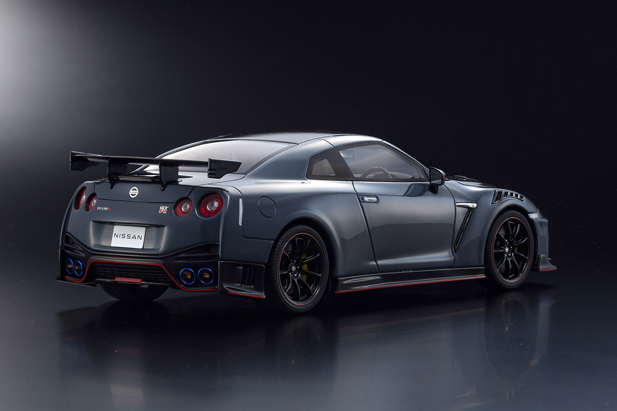 京商samuraiシリーズ最新作！ 1/18スケール「日産GT-Rニスモ2022