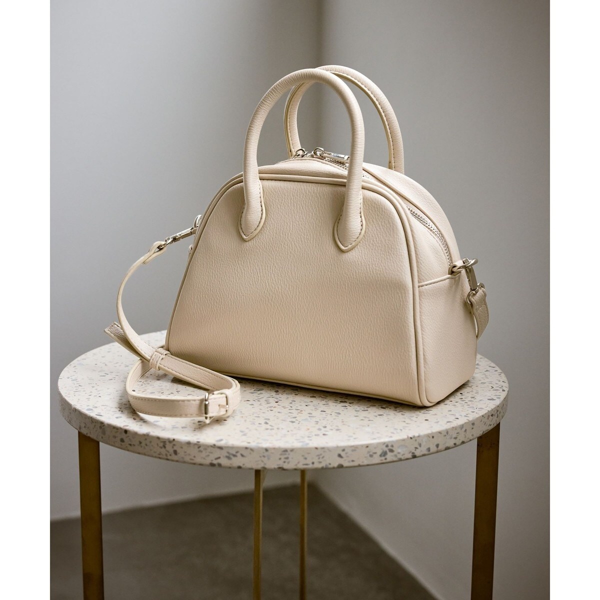 旅するボストンバッグ ソフトシンセティックレザーボストンバッグ/軽量