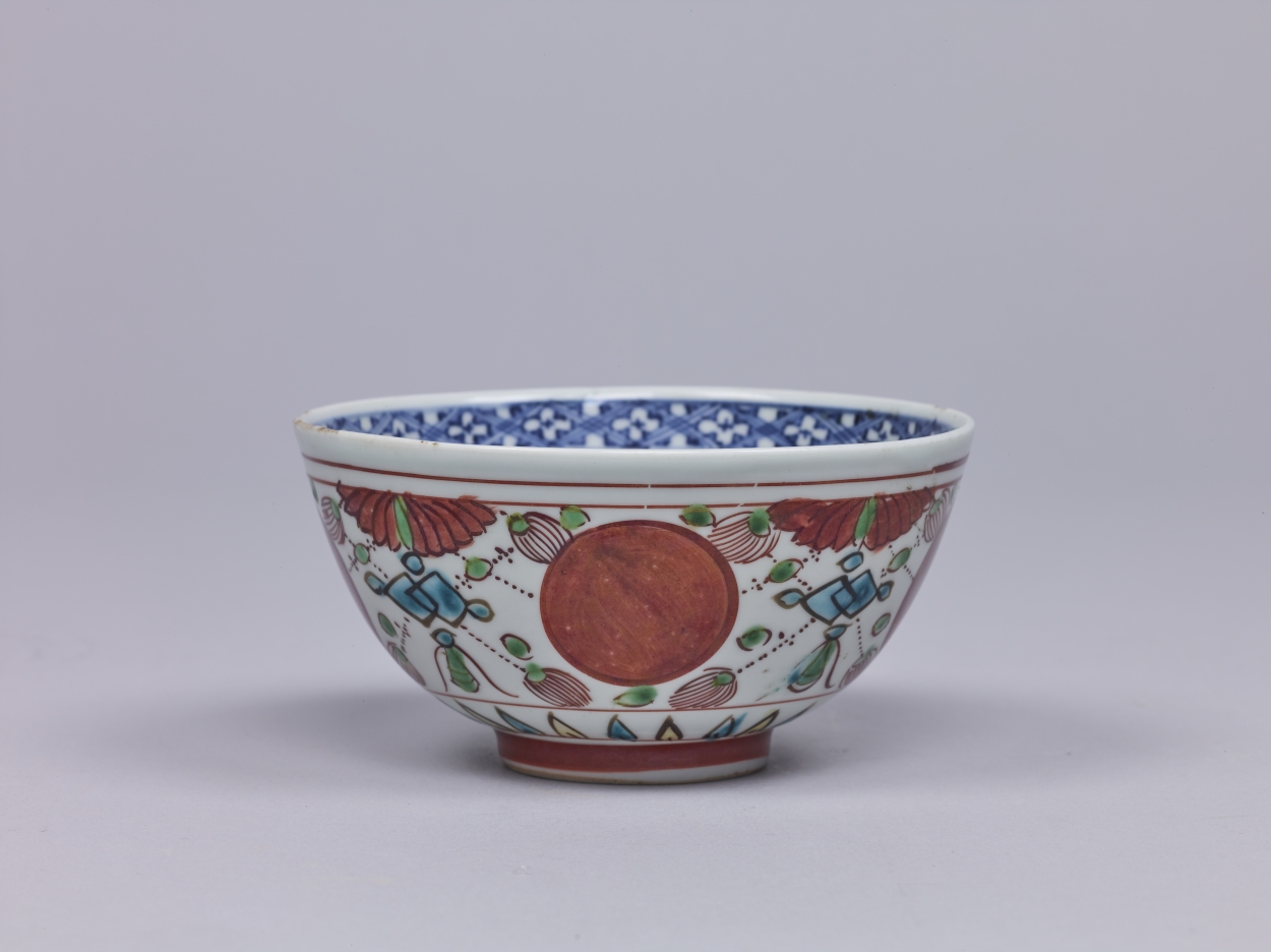 太明年製 赤玉瓔珞文 古伊万里 茶呑 茶碗 口径9.4cm 色絵 錦手MA423 太