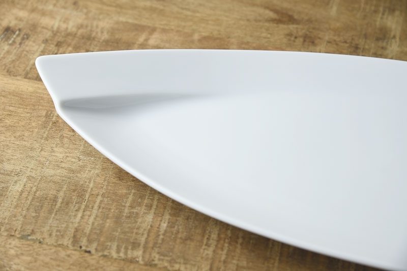 深山(miyama.) obi-オビ- 44cm長皿 白磁(裏印なし)[定番] - 業務用食器