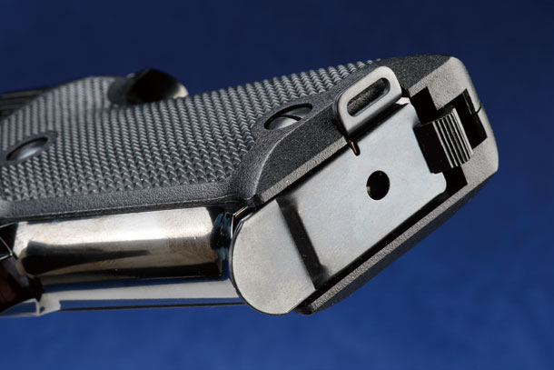 タナカ「SIG P220 ICアーリースチールフィニッシュガスガン」製品