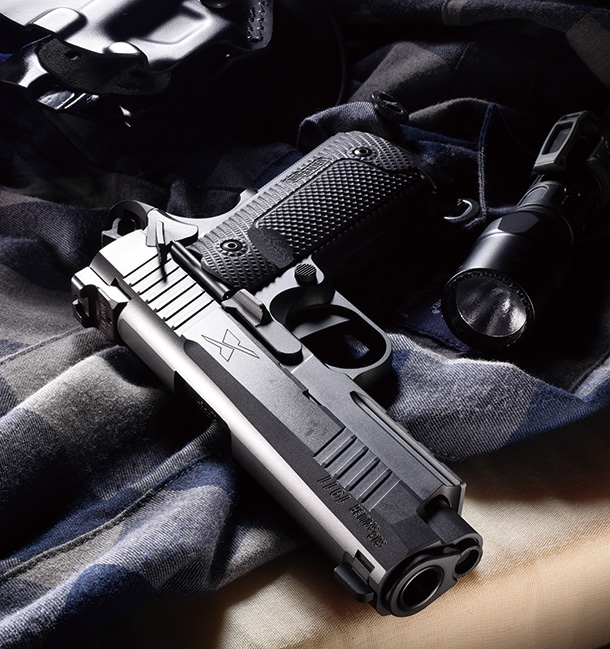 5インチモデルに続いて今回はコンパクトサイズ「ウエスタンアームズ