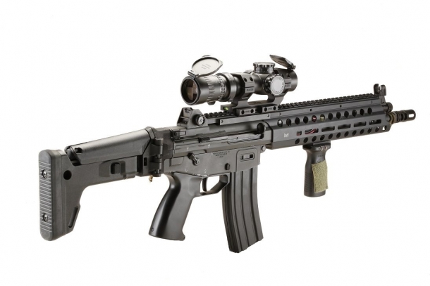 東京マルイ 89式小銃 電動ガン（マウント・重量カスタム）＋ダット