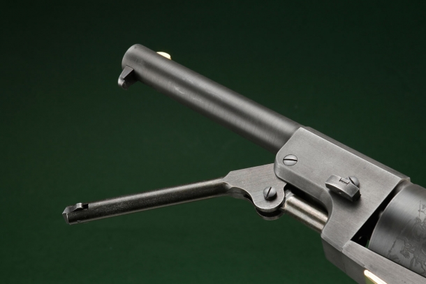 伝説のリボルバーがエイジドフィニッシュで再販「コルト ドラグーン