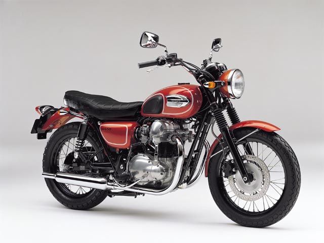 カワサキ（KAWASAKI）2007年 W650 追加カラー アップハンドル仕様