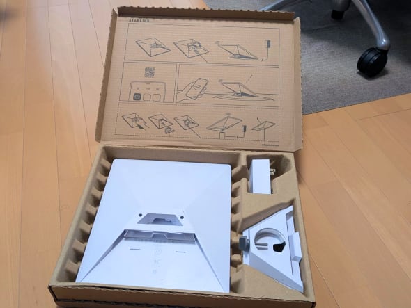 スターリンク 第一世代アンテナ Starlink用アンテナを分解、カスタムIC