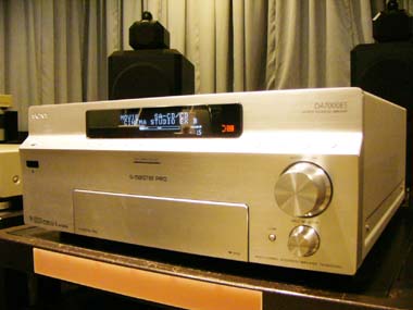 スペックアップとコストダウンを両立した中級機～ソニー「TA-DA7000ES