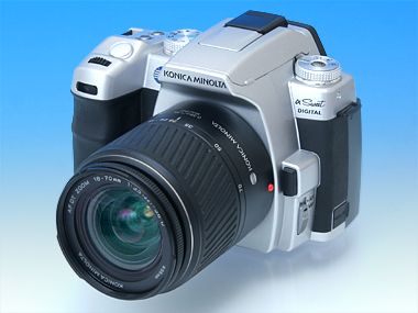 ほぼ全レンズで手ブレ補正が使える――コニカミノルタ「αSweet DIGITAL