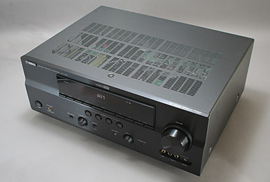 映画に没入できる“立体的”な空間表現、ヤマハ「AX-V765」（1/3 ページ