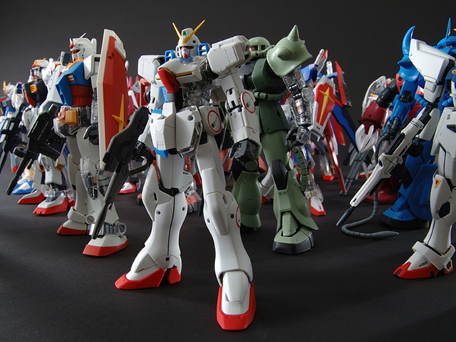 新品未開封 30周年 クリア外装パーツ付きMG デスティニーガンダム 機動