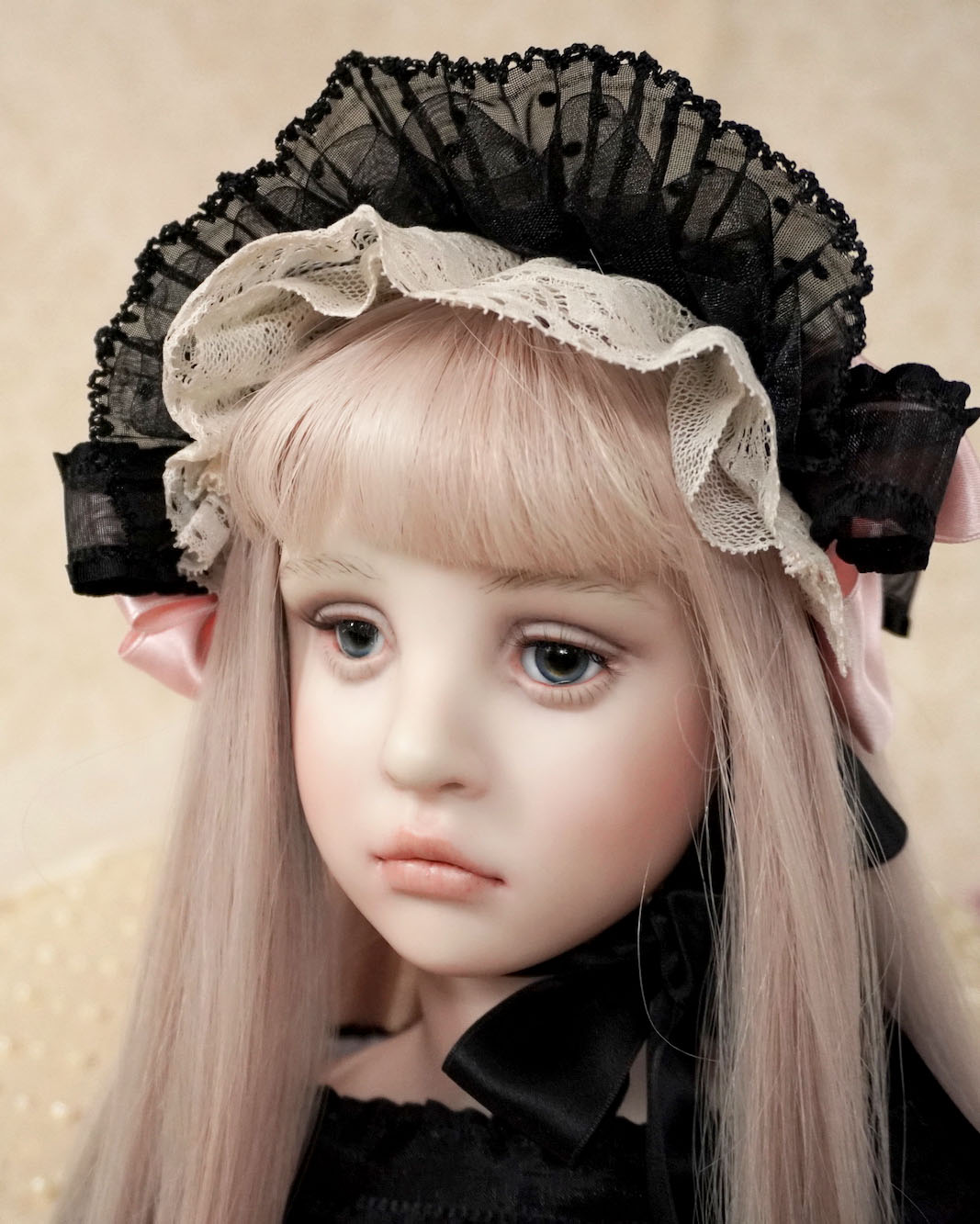 A. Kato パステル画 人形の肖像 2024 逢いとおしたお人形展『虹色