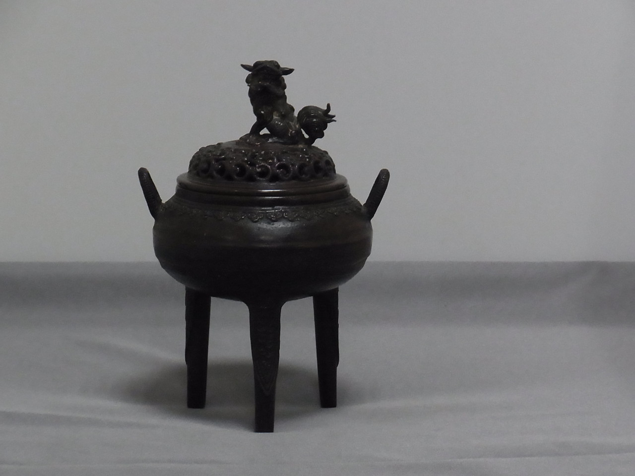 中古 香炉 線香立て 灰入れ 獅子 3つ足 仏壇 仏具 中古 香炉 線香立て