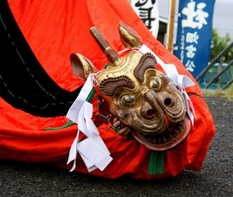 獅子舞獅子頭雌獅子