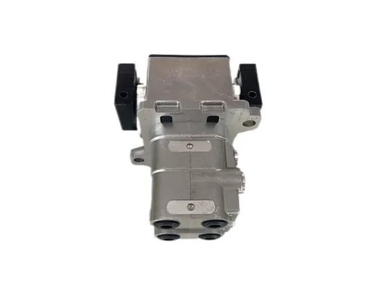 Pilot Valve Travel 9235551 9226365 for Hitachi Zax200 Zax210