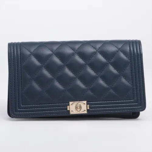 シャネル ボーイシャネル ラムスキン 財布 ネイビー ゴールド金具 AB