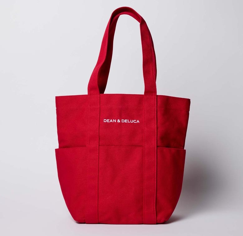 DEAN & DELUCA「福袋2026」受付開始、赤い限定トートにクッキー缶