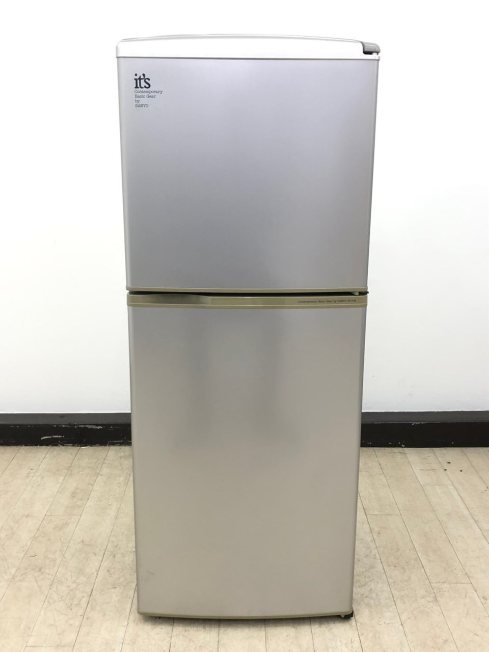 SANYO ノンフロン冷凍冷蔵庫 型番：SR-141U（SB）配送可能