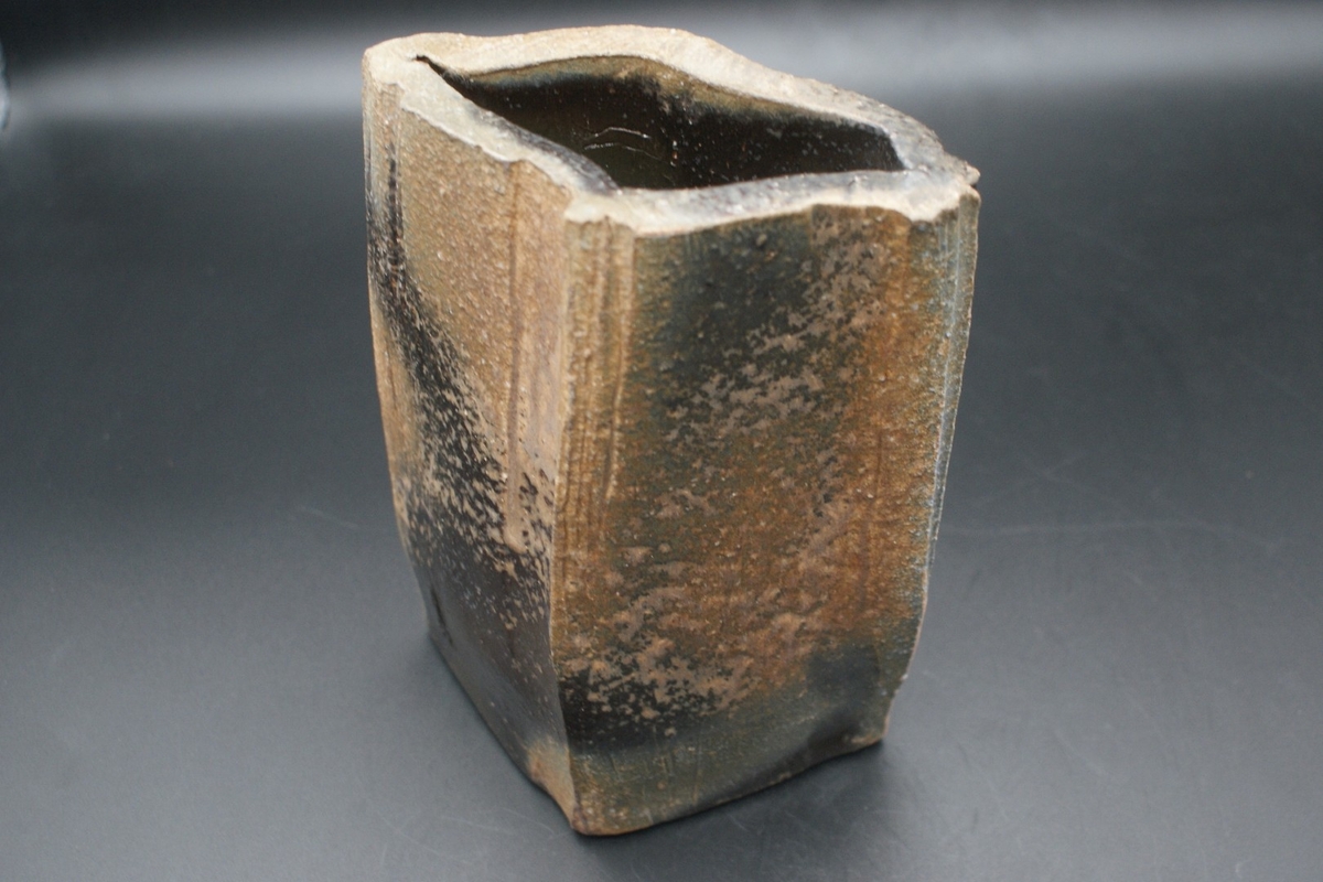 人間国宝》伊勢﨑 淳 作 備前 万年花生(桐箱後日） | 陶備堂オンライン