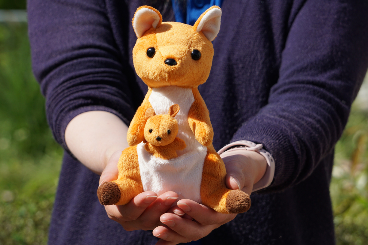 新品タグ付き シュタイフ ぬいぐるみ カンガルー カンゴと赤ちゃん