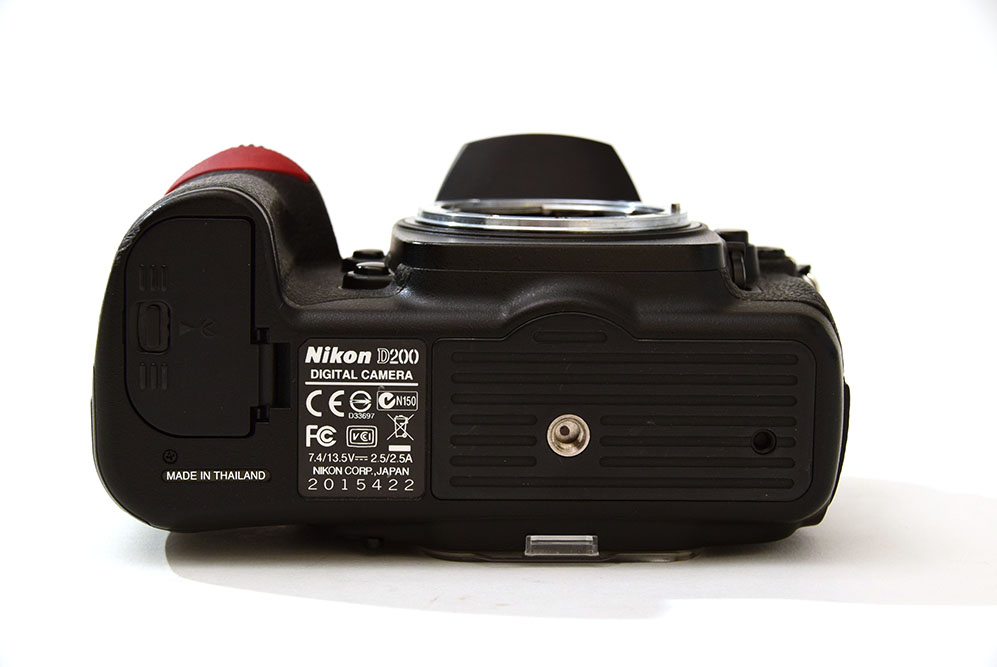 ニコン D200ボディ 中古カメラ・レンズ販売サイト | メディアジョイカメラ