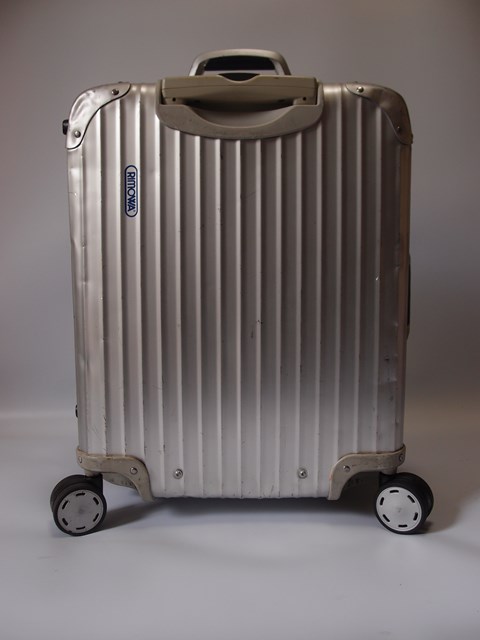 廃番・希少モデル RIMOWA リモワ シルバーインテグラル 35L 廃番・希少