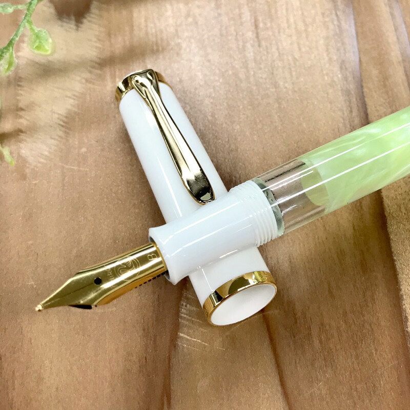 ペリカン 特別生産品 クラシック M200 万年筆 パステルグリーン