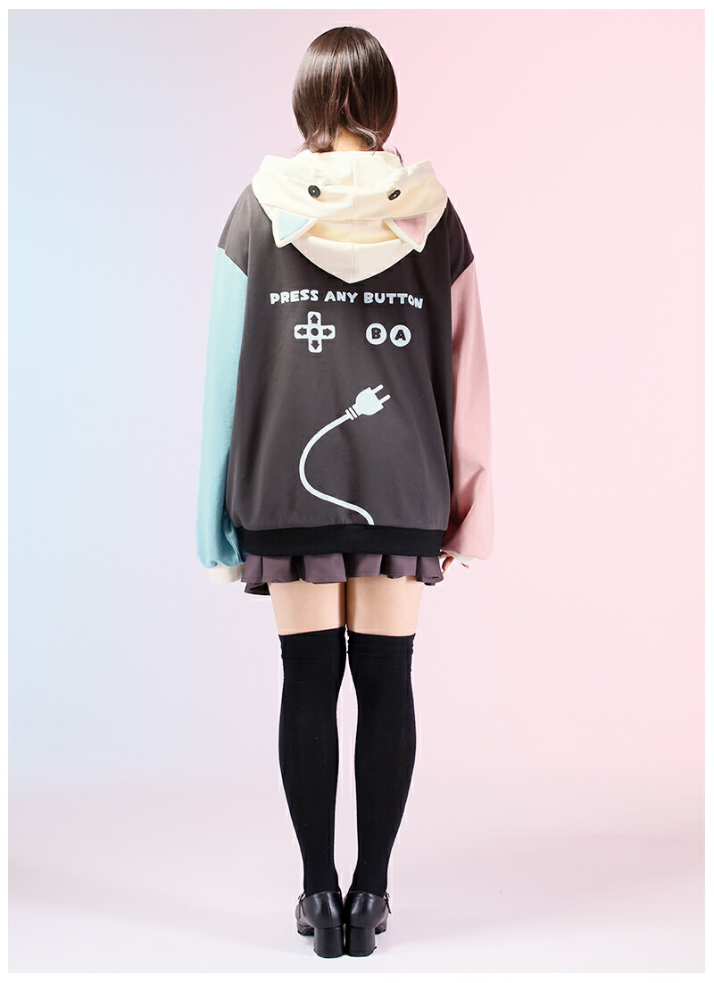 コラボ Vのみけおうちゃんとお揃いフード付きパーカー ｜ Favorite