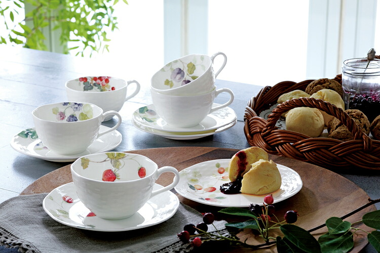 ルーシー・リー 手付きカップ ペア カタログ詳細（落札結果）｜SBI