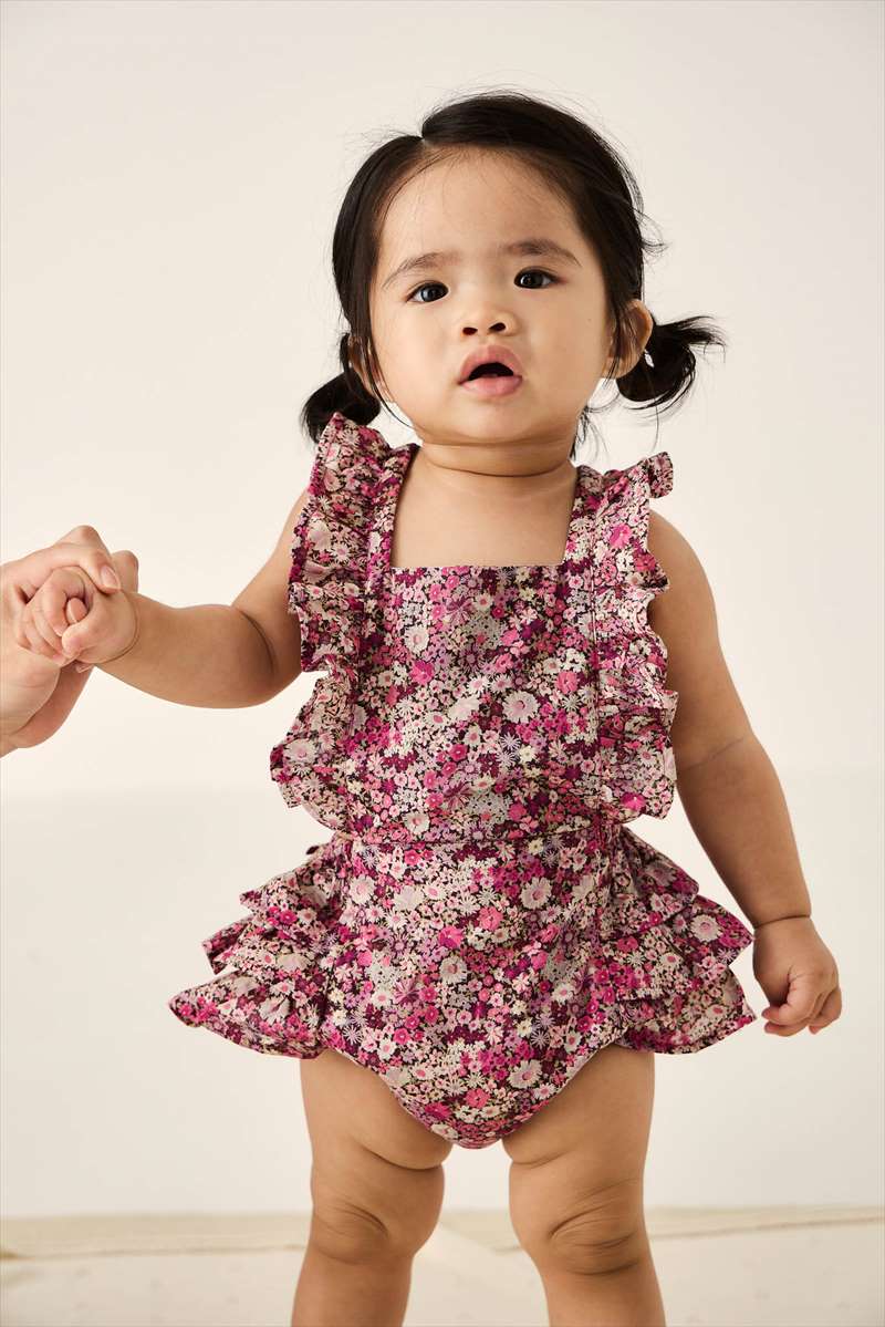 子供用おむつカバーボミーエイジ.95cmマジック撥水 ベージュチェリー柄