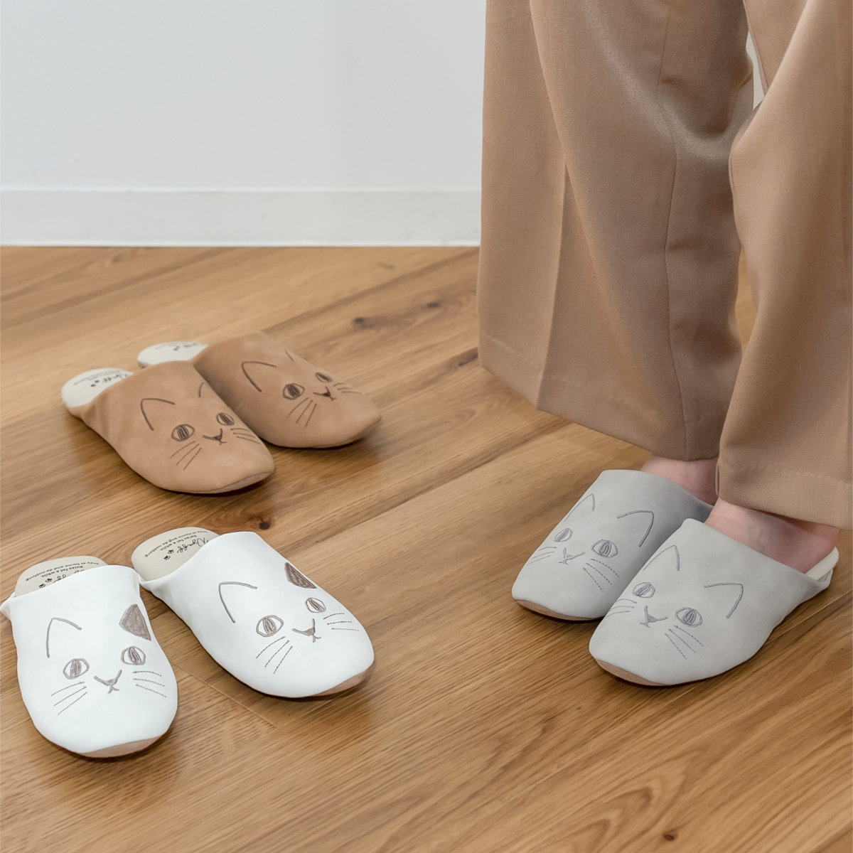 楽天市場】スリッパ にゃふにゃふ フェイクレザースリッパ 約22.0