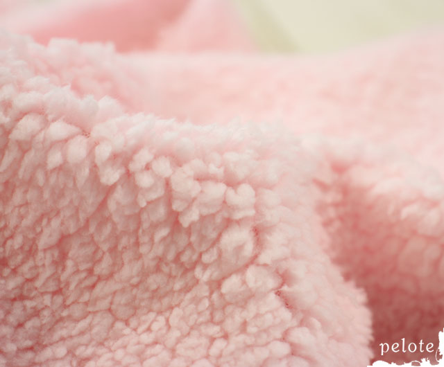 楽天市場】シープボア 生地 142cm幅 裏にも使いやすい片面起毛 保温性